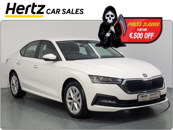 Skoda Octavia Saloon, Petrol Hybrid, 2024, White