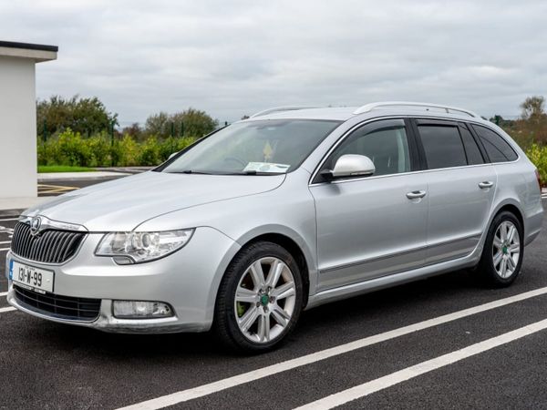 Skoda Superb Estate, Diesel, 2013, Silver