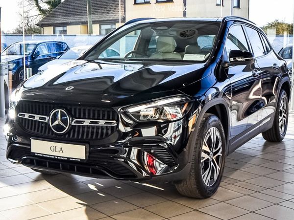 Mercedes-Benz GLA MPV, Diesel, 2026, Black