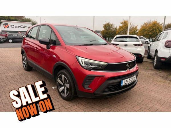 Opel Crossland Hatchback, Diesel, 2022, Red