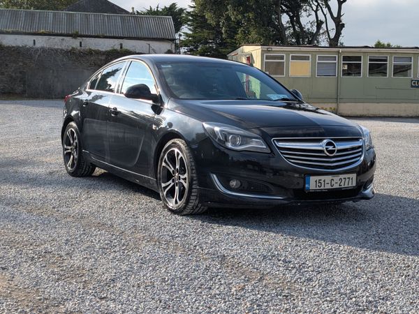 Opel Insignia Hatchback, Diesel, 2015, Black