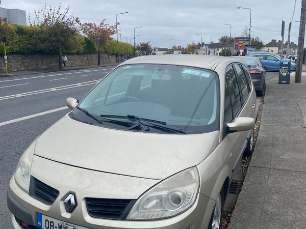 Renault Grand Scenic MPV, Diesel, 2008, Gold