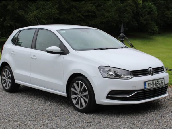 Volkswagen Polo Hatchback, Petrol, 2016, White