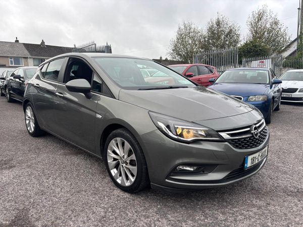 Opel Astra Hatchback, Diesel, 2018, Grey