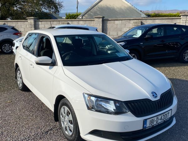 Skoda Fabia Hatchback, Petrol, 2018, White