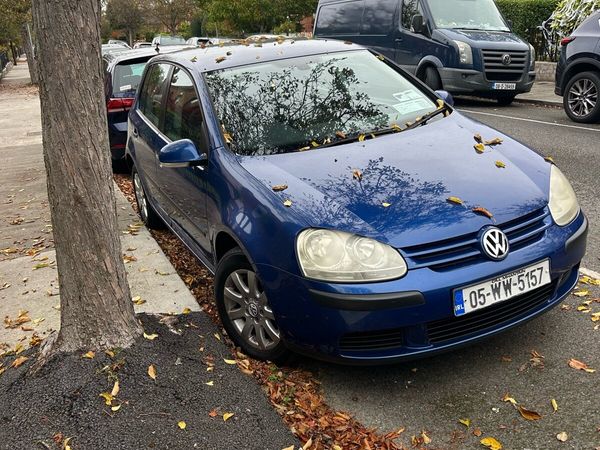Volkswagen Golf Hatchback, Petrol, 2005, Blue