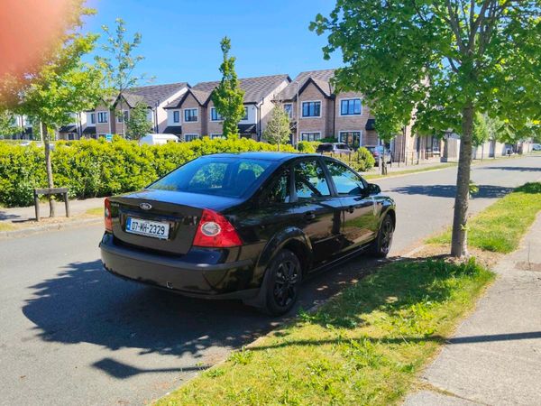 Ford Focus Saloon, Petrol, 2007, Black