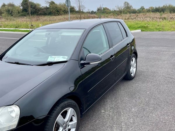 Volkswagen Golf Hatchback, Petrol, 2007, Black