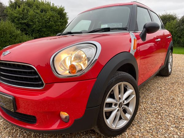 Mini One Estate/Jeep, Diesel, 2012, Red