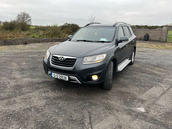Hyundai Santa Fe SUV, Diesel, 2012, Grey