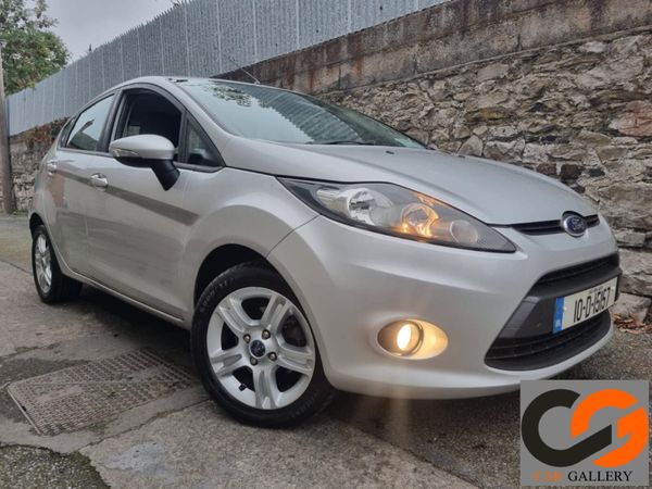 Ford Fiesta Hatchback, Petrol, 2010, Silver