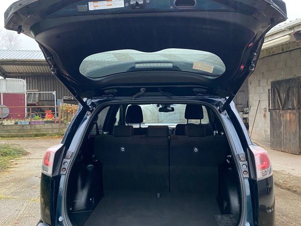 Toyota RAV4 SUV, Diesel, 2017, Black