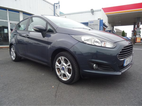 Ford Fiesta Hatchback, Petrol, 2015, Blue