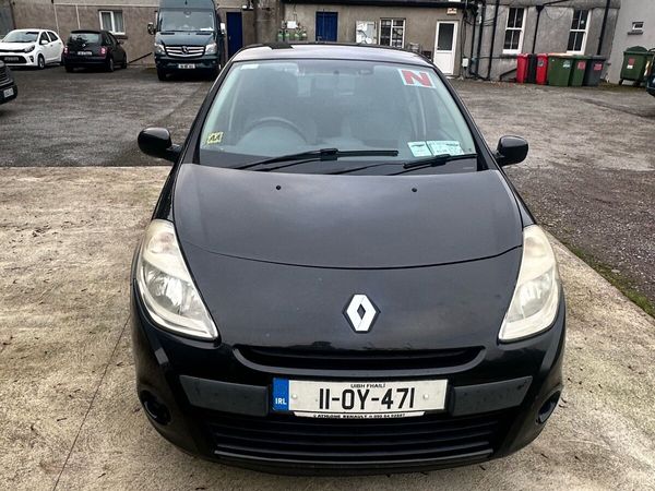 Renault Clio Hatchback, Diesel, 2011, Black