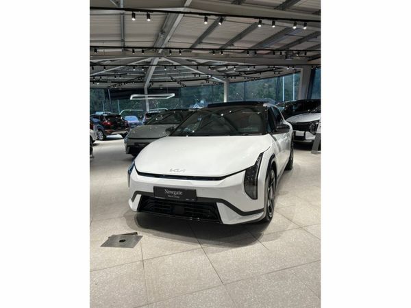 Kia EV4 Hatchback, Electric, 2026, White