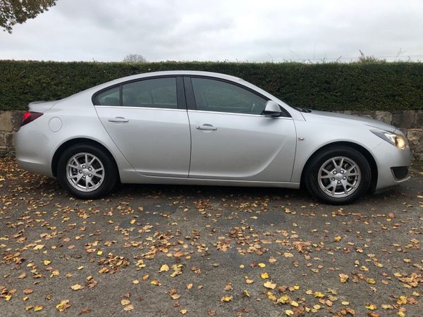 Opel Insignia Saloon, Diesel, 2014, Silver