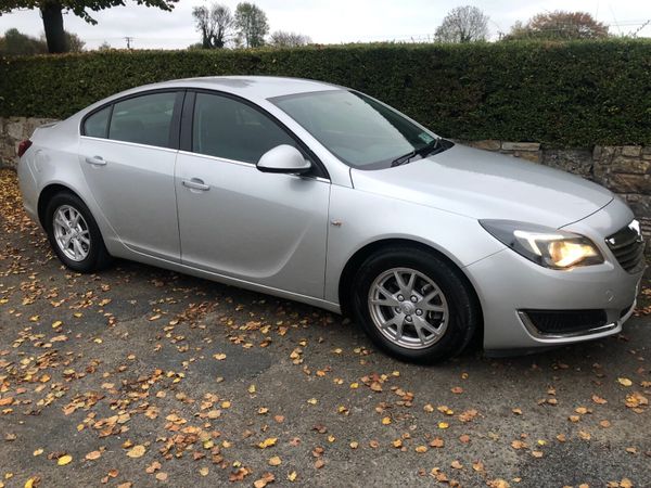 Opel Insignia Saloon, Diesel, 2014, Silver
