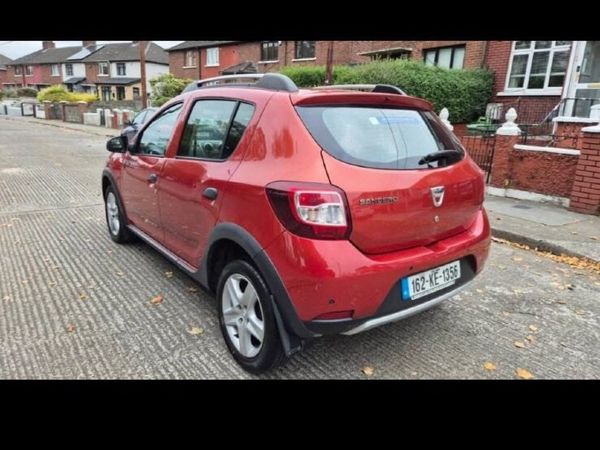 Dacia Sandero Stepway Hatchback, Petrol, 2016, Red