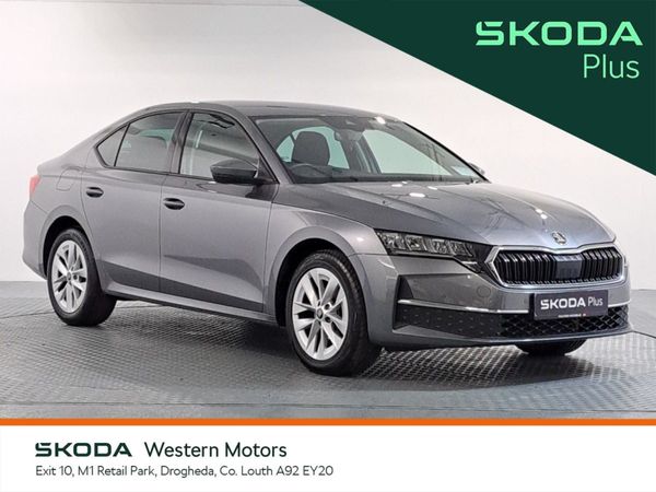 Skoda Octavia Saloon, Petrol, 2025, Grey