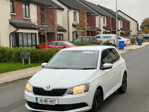Skoda Fabia Hatchback, Diesel, 2015, White