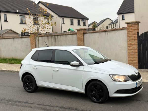 Skoda Fabia Hatchback, Diesel, 2015, White