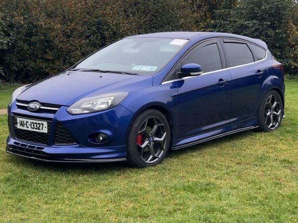 Ford Focus Hatchback, Diesel, 2014, Blue