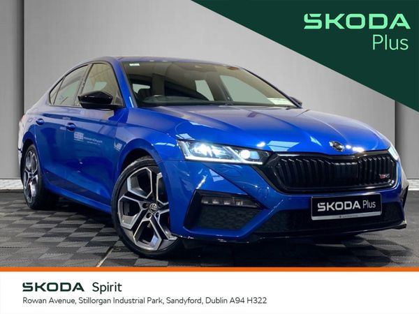 Skoda Octavia Saloon, Diesel, 2023, Blue