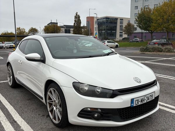 Volkswagen Scirocco Hatchback, Diesel, 2013, White
