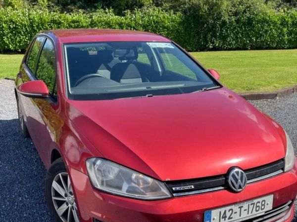 Volkswagen Golf Hatchback, Diesel, 2014, Red