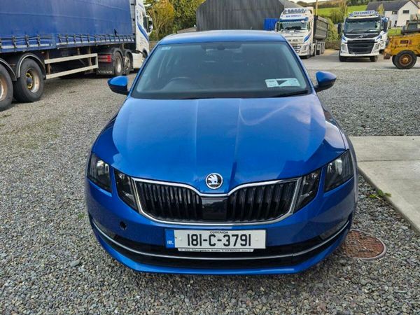 Skoda Octavia Saloon, Diesel, 2018, Blue