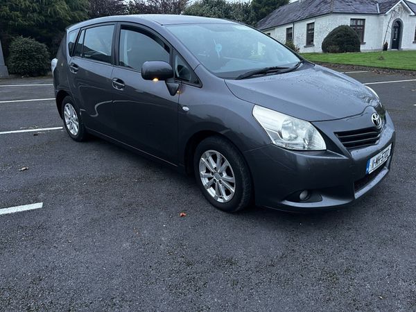 Toyota Verso MPV, Diesel, 2011, Grey