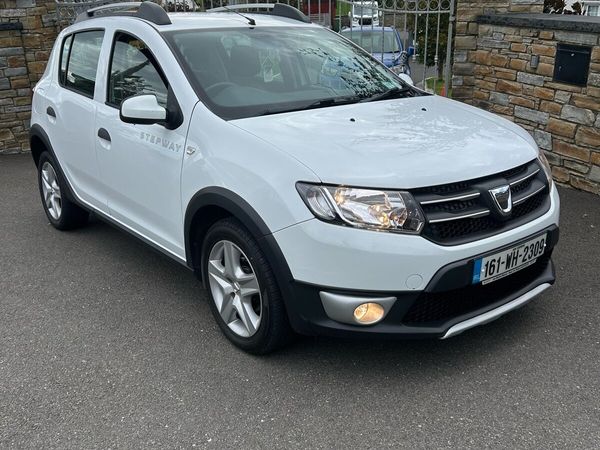 Dacia Sandero Stepway Hatchback, Diesel, 2016, White