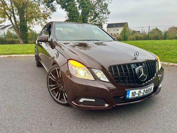 Mercedes-Benz E-Class Saloon, Diesel, 2010, Brown