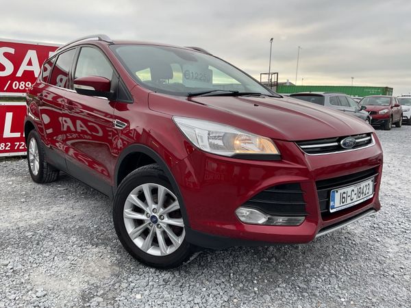 Ford Kuga SUV, Petrol, 2016, Red