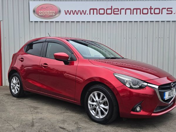 Mazda Mazda2 Hatchback, Petrol, 2016, Red