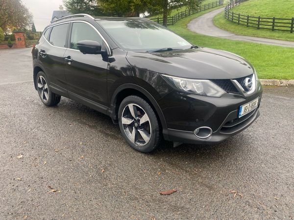 Nissan Qashqai Hatchback, Diesel, 2016, Black