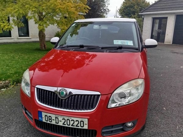 Skoda Fabia Hatchback, Petrol, 2008, Red