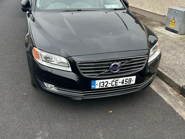 Volvo S80 Saloon, Diesel, 2013, Black