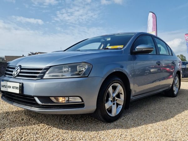 Volkswagen Passat Saloon, Diesel, 2012, Grey