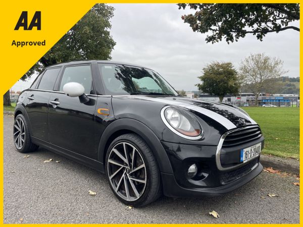 Mini Cooper Hatchback, Diesel, 2016, Black