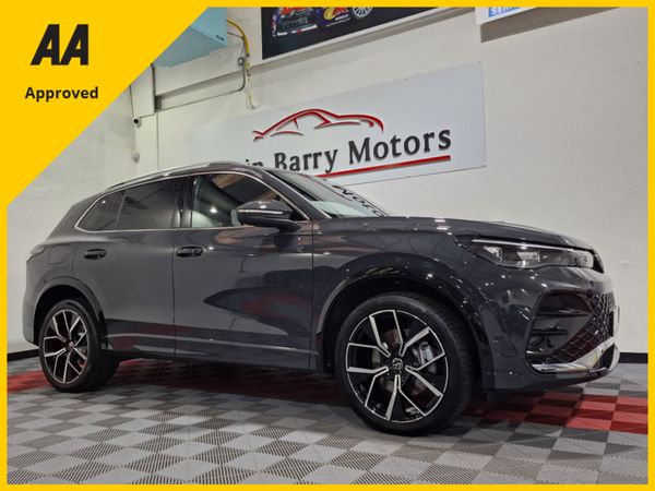 Volkswagen Tiguan SUV, Petrol Hybrid, 2024, Grey