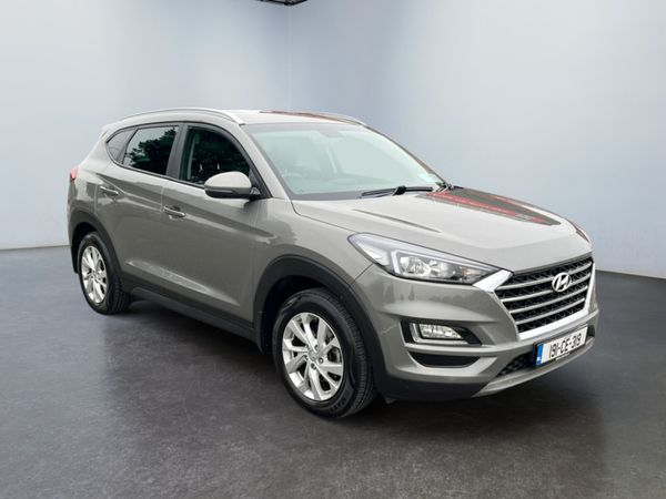 Hyundai Tucson MPV, Diesel, 2019, Grey