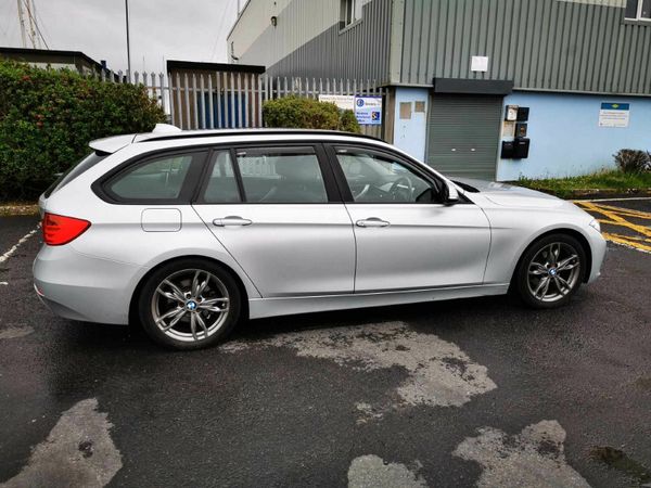 BMW 3-Series Estate, Petrol, 2014, Silver