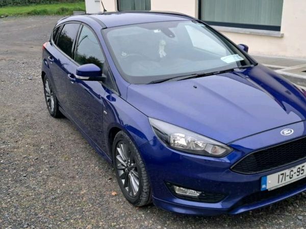 Ford Focus Hatchback, Diesel, 2017, Blue