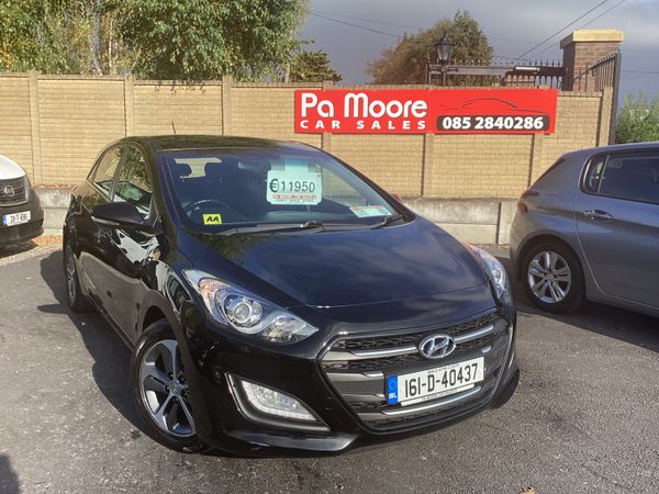 Hyundai i30 Hatchback, Petrol, 2016, Black
