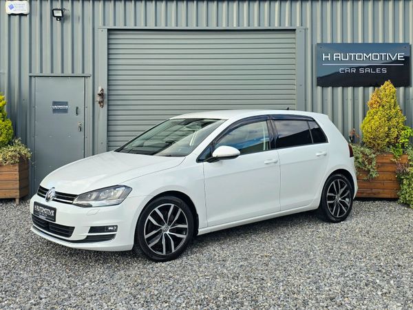Volkswagen Golf Hatchback, Petrol, 2014, White