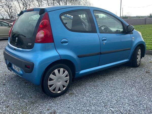 Peugeot 107 Hatchback, Petrol, 2009, Blue