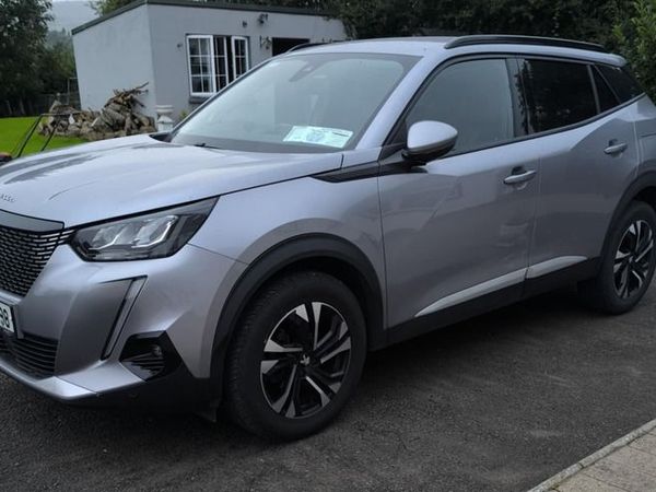 Peugeot 2008 MPV, Petrol, 2021, Grey