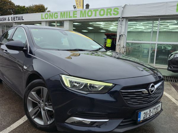 Opel Insignia Hatchback, Diesel, 2021, Blue