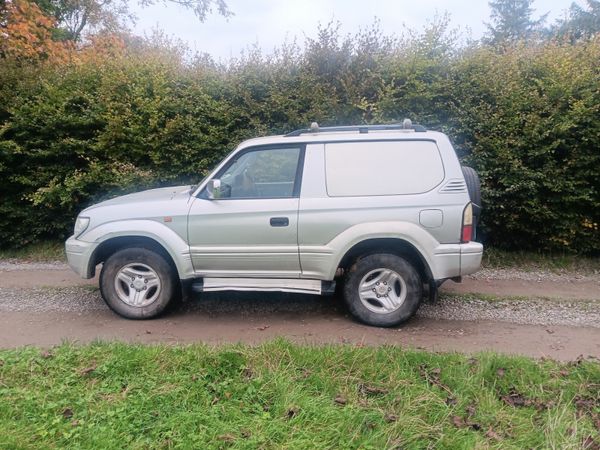 Toyota Land Cruiser SUV, Diesel, 2000, Silver